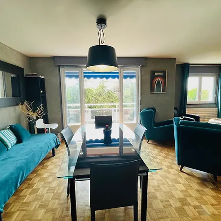 - Les Roses - Balcon Biarritz