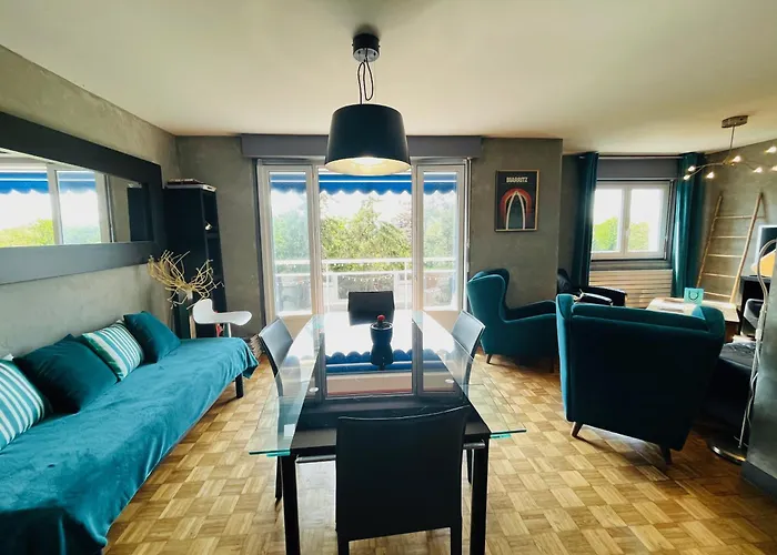 - Les Roses - Balcon Biarritz